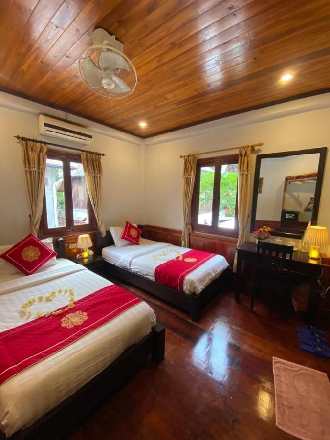 Golden Lotus Boutique Hotel Луангпхабанг Экстерьер фото